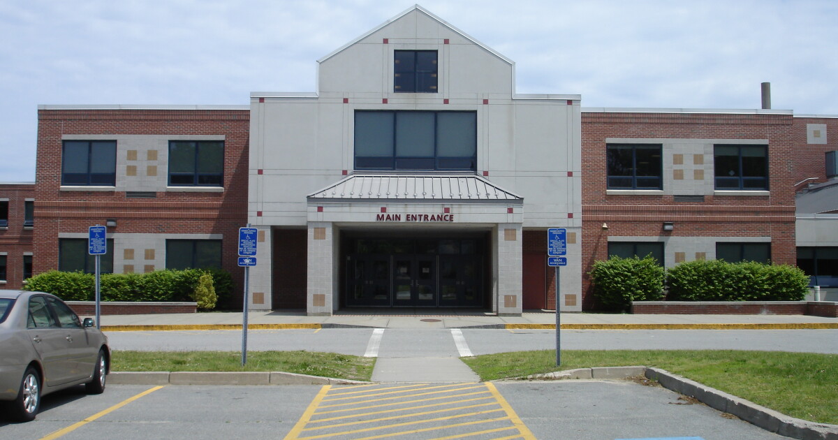 Monomoy superintendent among four finalists to lead Barnstable Public
