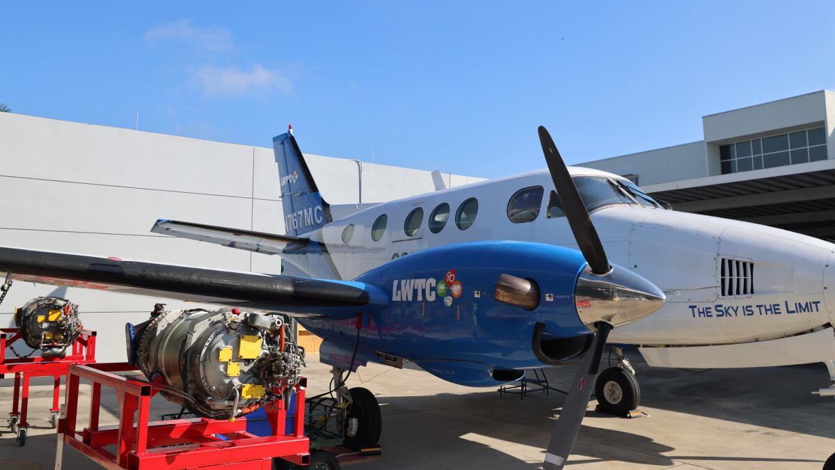 Collier's Lorenzo Walker given more than $1M in assets for aviation mechanics program - Vimarsana News