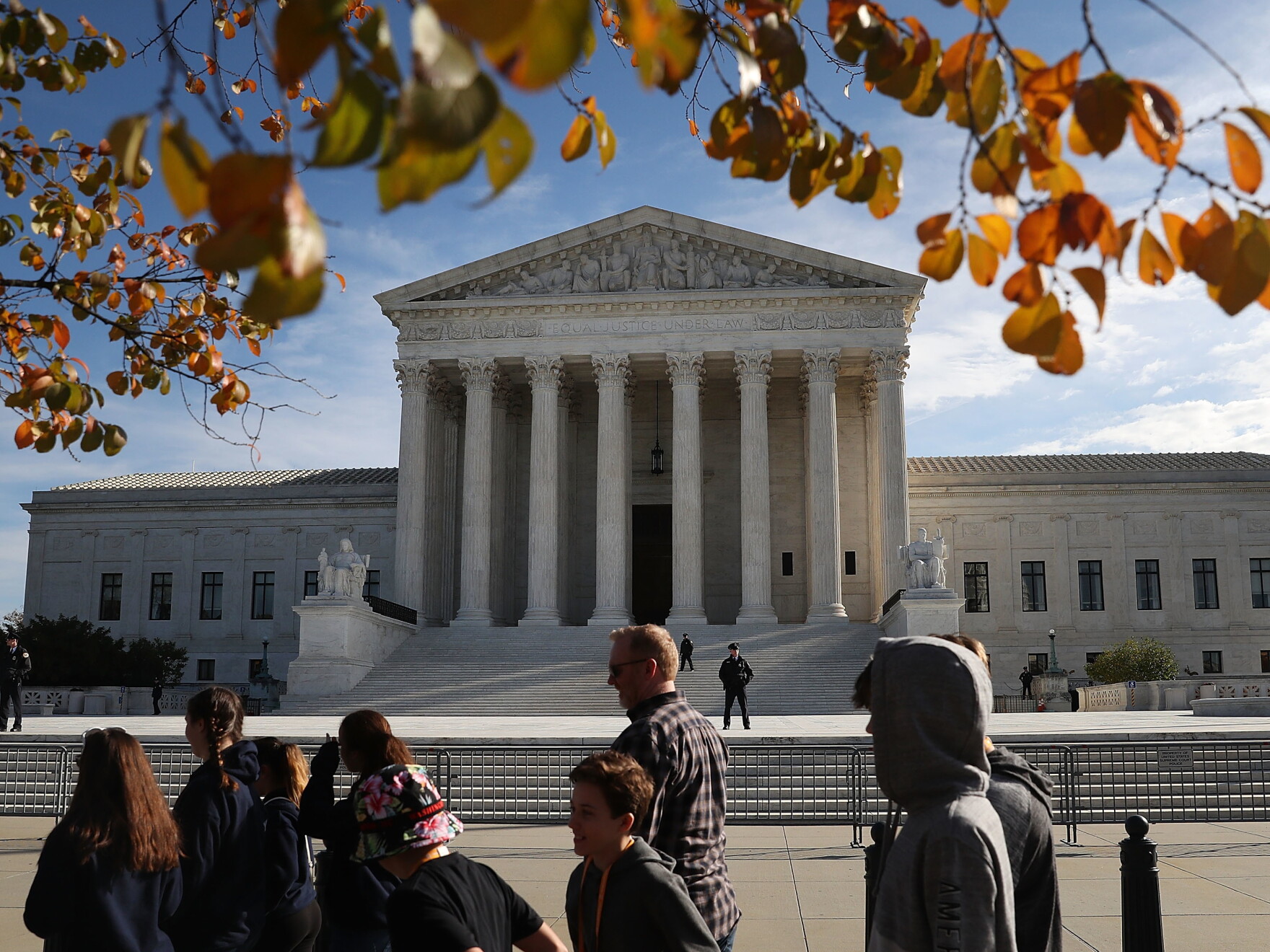Mag Fast Track White House Asks Supreme Court To Fast-Track Ruling On Transgender ...