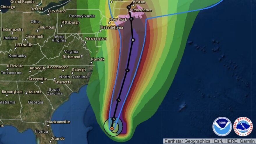 NOAA/Esri/HERE/Garmin/Earthstar Geographics