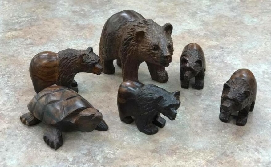 Ma'Ko'Quah Jones says her daughters were aged 5 and 2 when their baby brother died. But they unknowingly found one way to openly cope with the loss. With dolls or even bear figurines, they would play "games where the baby died and the mommy and daddy was very sad."