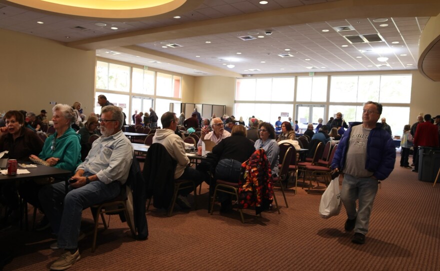 The 18th Annual Jewish Food Festival at Temple Sinai in Sarasota was held this Sunday, Feb 1, 2026. Brisket, pastrami and corned beef sandwiches were served by local restaurant Wolfie’s. As well as baked goods, matzoh ball soup, strudels and more.The Temple served up a celebration of flavors and traditions of their community.