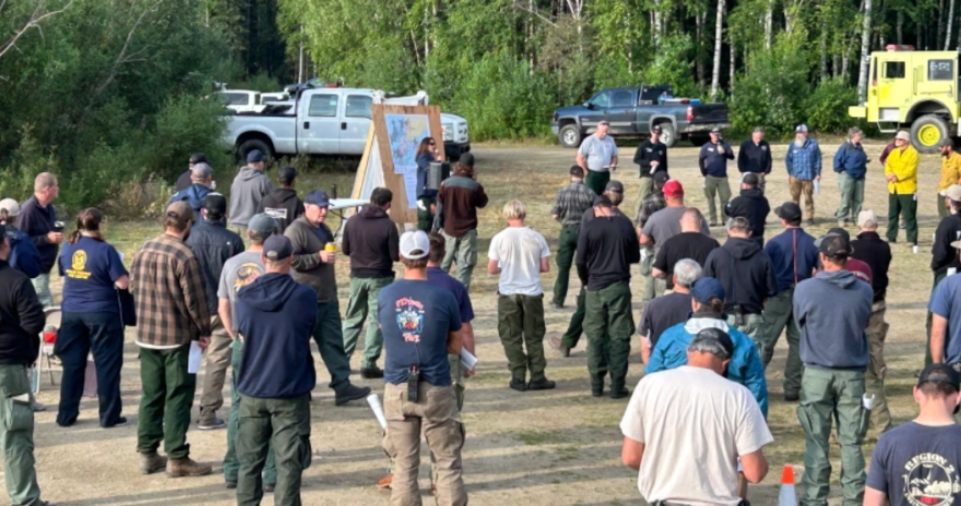 Morning briefing for the Himalaya Road, Aggie Creek, and Obrien Fires.
