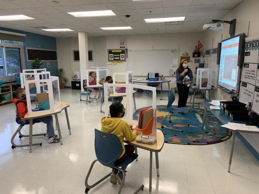 A fourth grade class at Dr. Weeks Elementary School in Syracuse. TOM MAGNARELLI / WRVO NEWS (FILE PHOTO)
