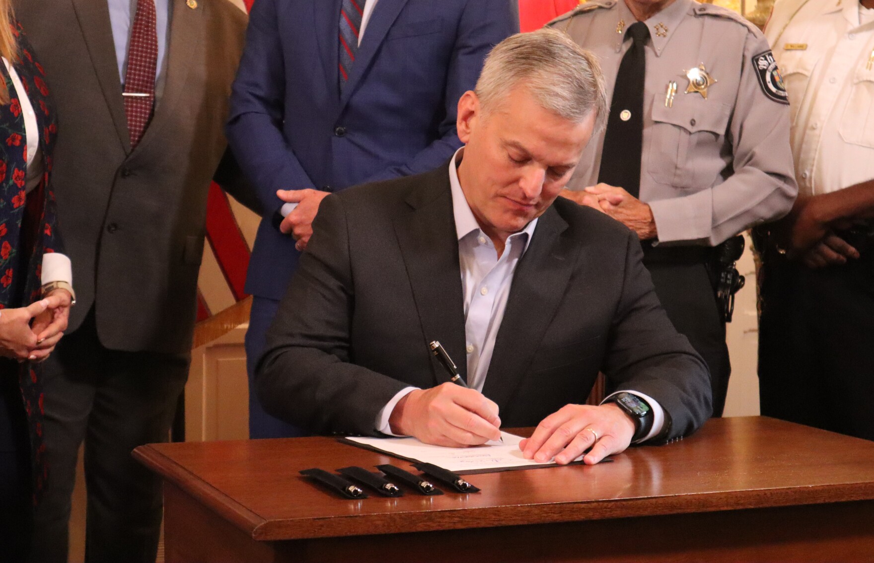 Nc Gov Stein Signs Stopgap Budget Bill Warns Of Potential Medicaid