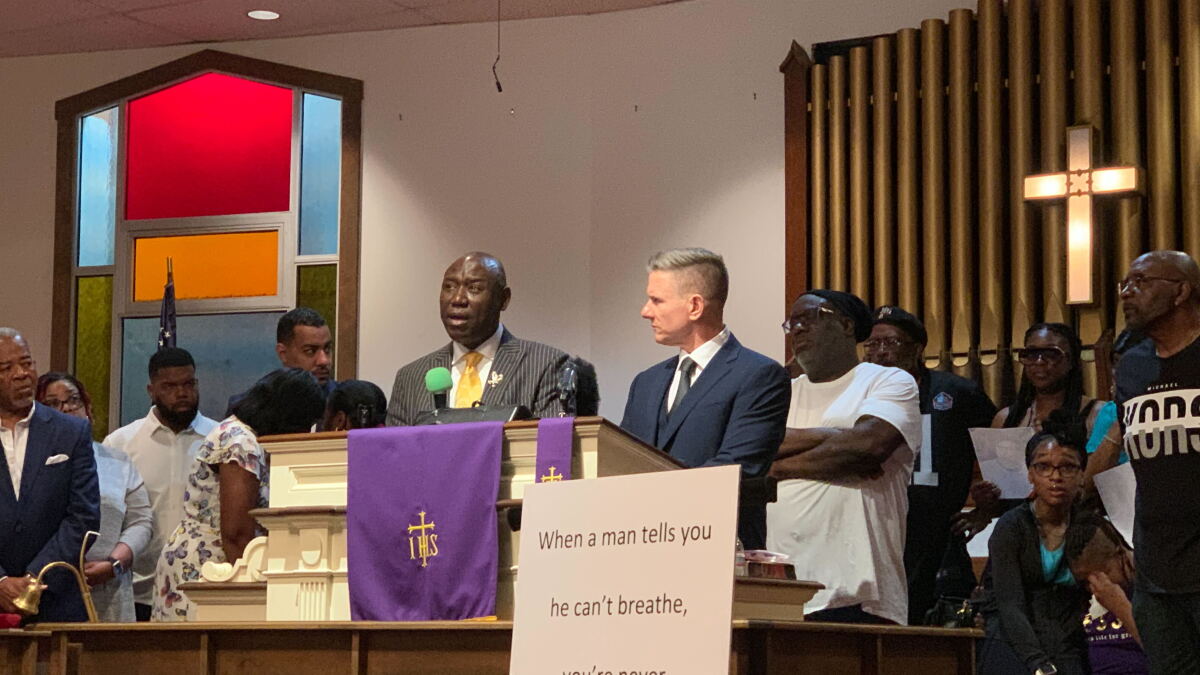 George Floyd's attorney joins call for justice against Canton police - Vimarsana News