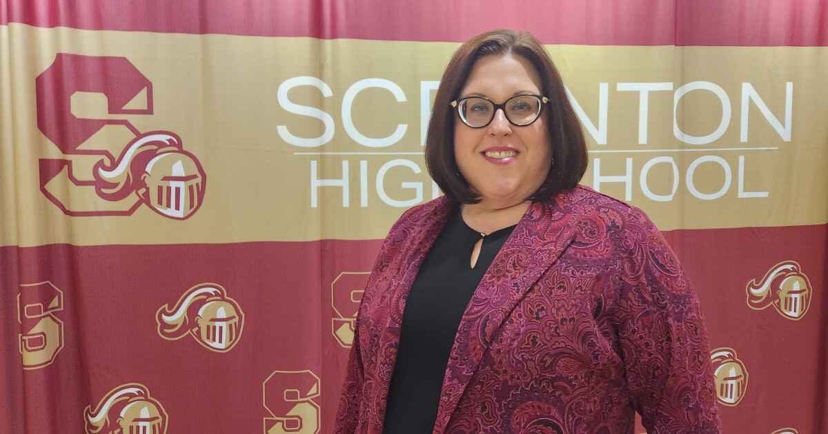 Old superintendent to lead Scranton School District