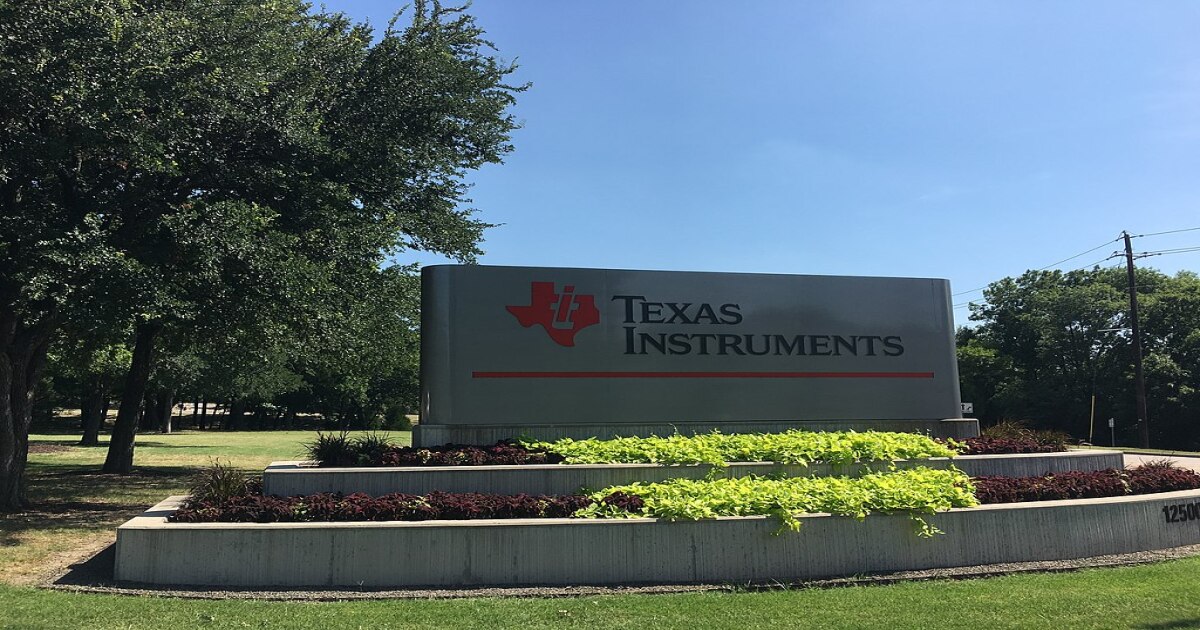 Texas Instruments Will Close Two North Texas Computer Chip Factories ...