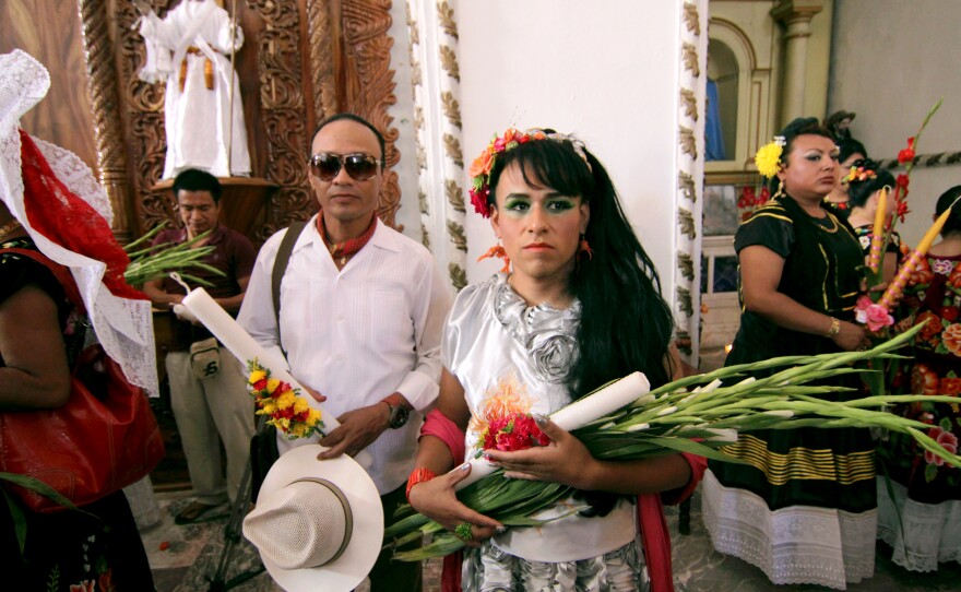 This photo series by Neil Rivas documents the journey of artist Alex Hernandez as he participates in "Vela de las Intrepidas" — or "Vigil of the Intrepids" — a festival celebrating the "muxe" culture.