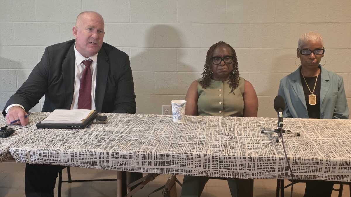 Lawsuit alleges chronic problems at 911 center after a CPD officer hit, killed a teen pedestrian