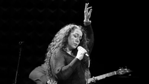 Chilean vocalist Claudia Acuña is a pioneer in the movement of South American musicians embracing jazz.