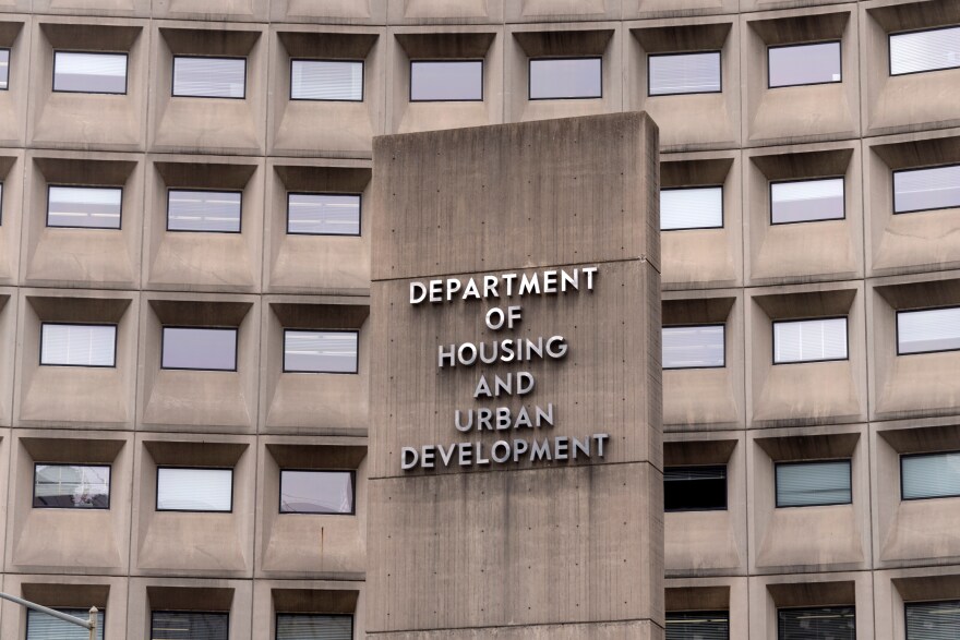 The data comes from the Department of Housing and Urban Development's "Point in Time Count."