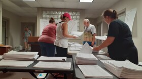 volunteers for CAPES work in the final hours to count signatures.