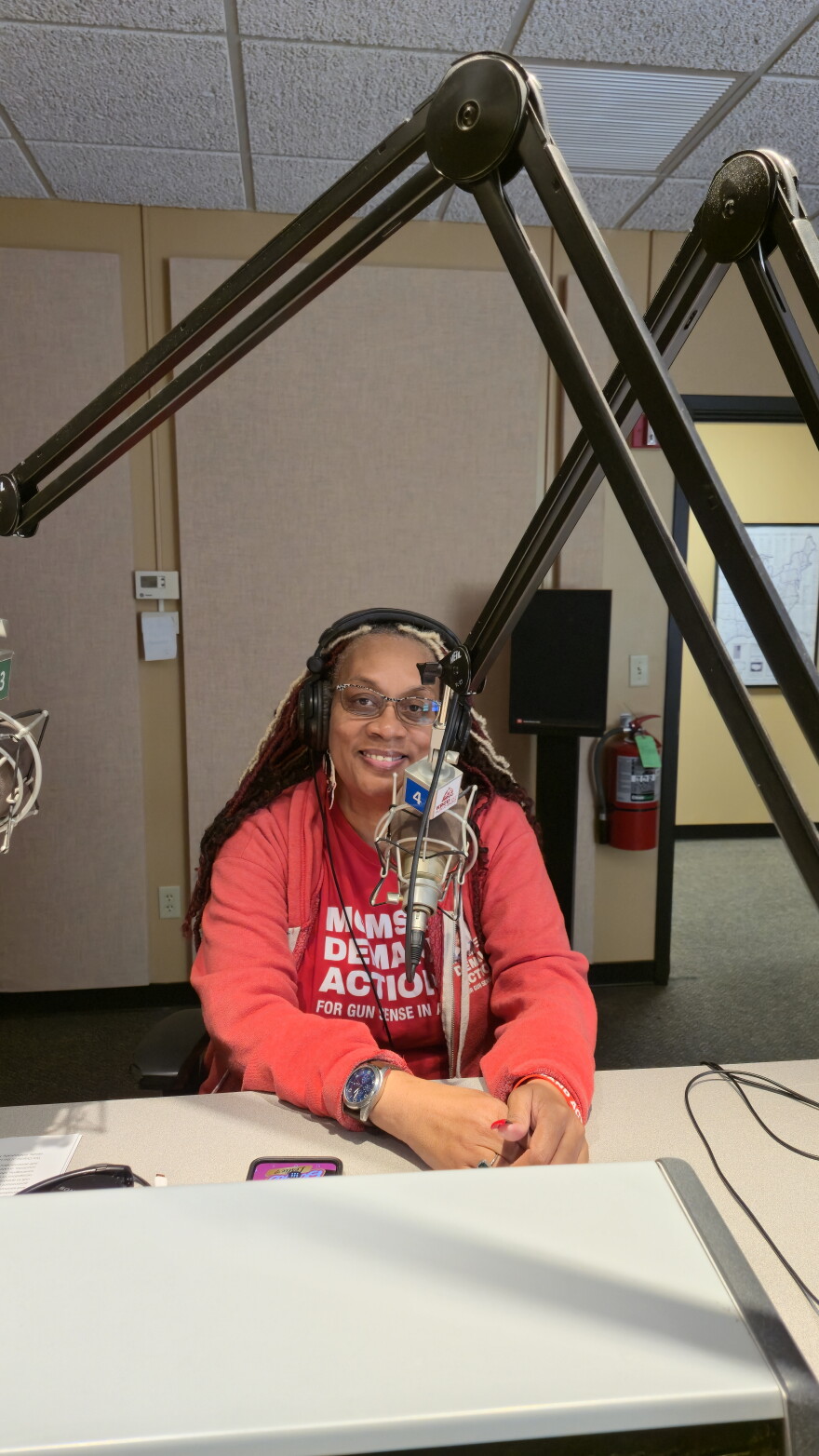Leslie Washington is the local representative of 'SEMO Moms Demand Action'. She stopped by the KRCU Studios to discuss the 10th anniversary of the local 'Moms Demand Action' chapter and spoke about the personal care item drive, which runs through Nov. 6.