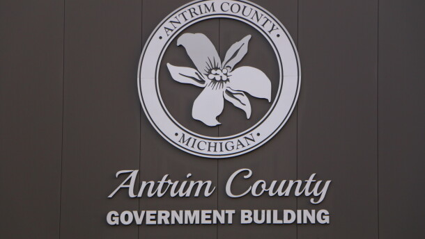 The outside of Antrim County's government building in Bellaire. (Photo : Austin Rowlader / IPR News)