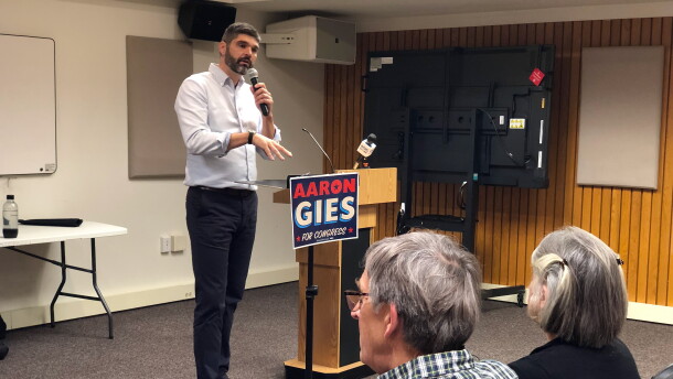 NY23 Democratic and Working Families Party candidate Aaron Gies speaks to voters at Corning town hall.