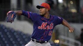 New York Mets starting pitcher Jose Quintana throws during the first inning of a spring training baseball game against the Houston Astros Thursday, Feb. 29, 2024, in West Palm Beach, Fla. (AP Photo/Jeff Roberson)