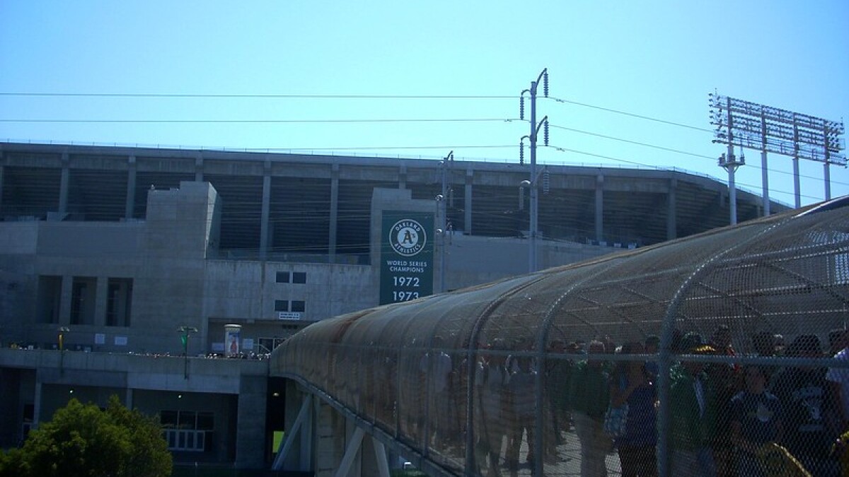 Sale of the Oakland Coliseum complex finally approved