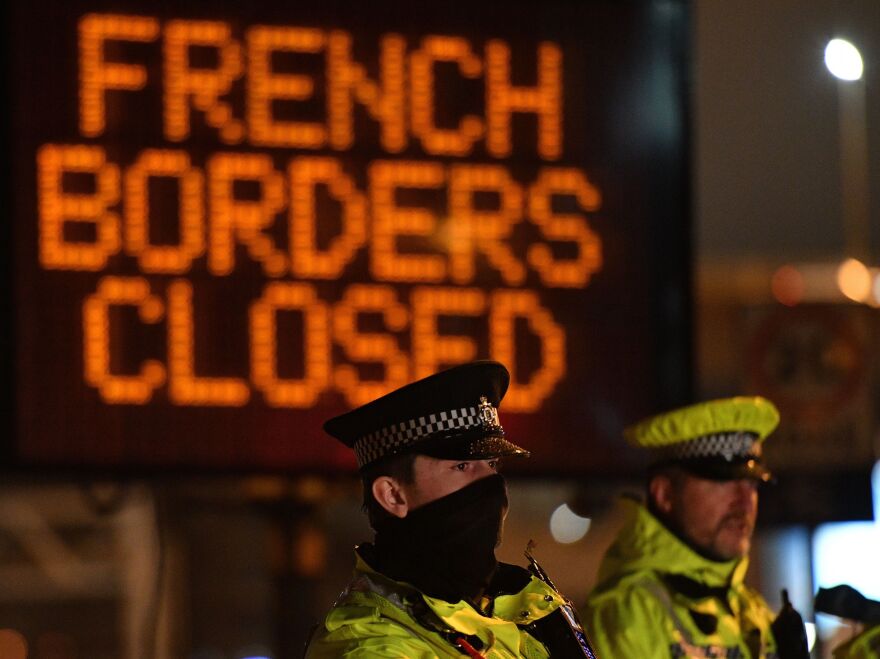 The U.K. and France reached a deal to reopen their mutual borders for rail, air and sea delivery services amid the rapid spread of a new coronavirus strain.
