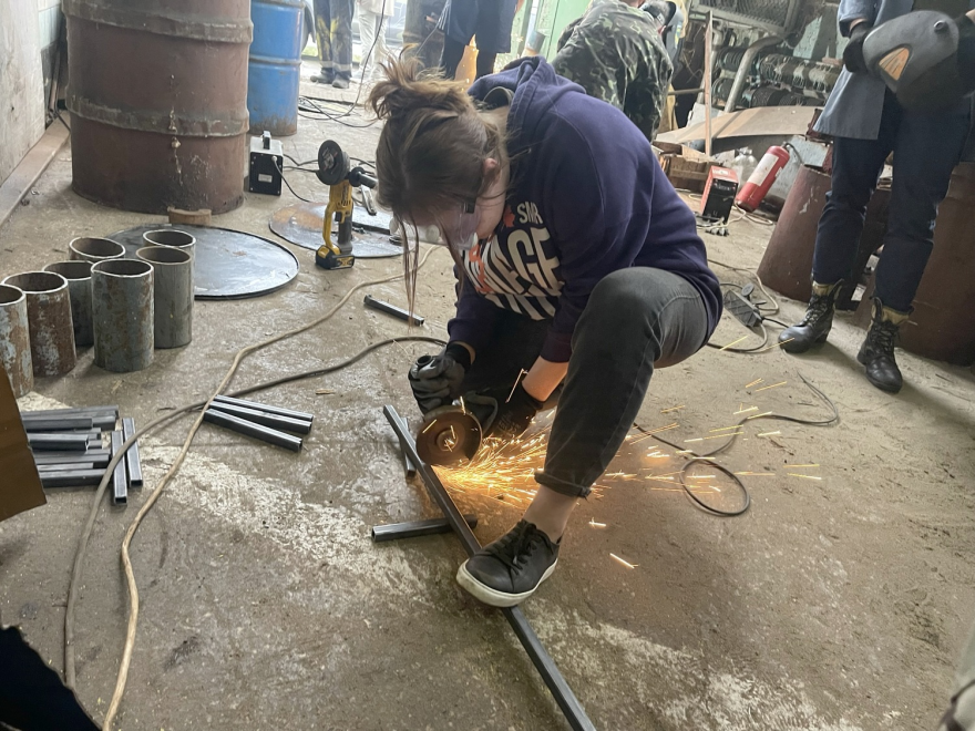 Young people in Ukraine are building heaters and making paraffin candles to prepare for winter.