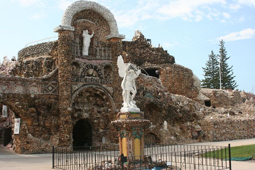 grotto.jpg