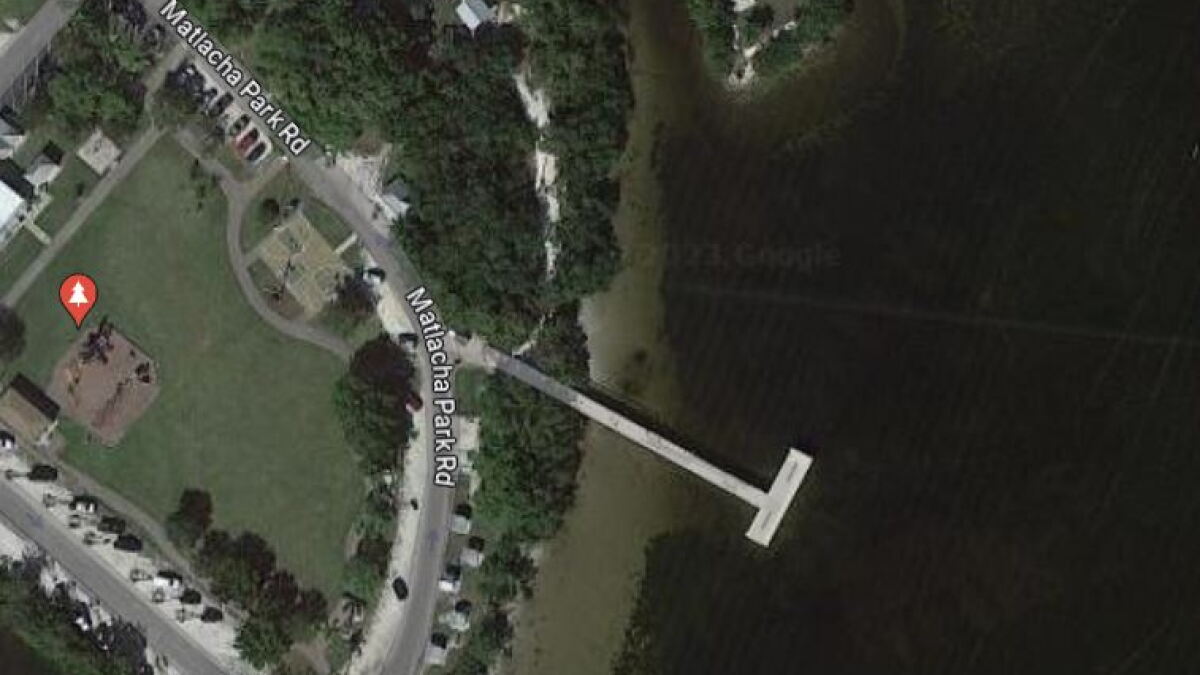 Matlacha fishing pier repair pact approved by Lee Commissioners | WGCU PBS & NPR for Southwest Florida - Vimarsana News