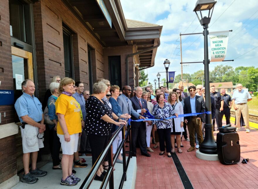 The ribbon cutting ceremony in Macomb.