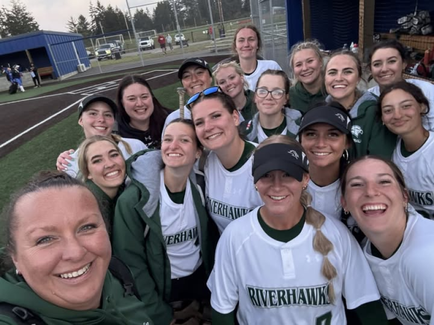 The Umpqua Community College Softball team poses for a selfie after their sweep of Grays Harbor on Friday, April 18, 2025.