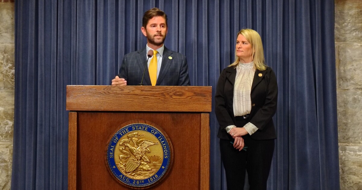Illinois Republican lawmakers introduce a bill for a 6-month gas sales tax pause