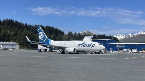 Alaska Airlines was the latest company to announce training scholarships for aspiring pilots who go on to fly for the company because of the ongoing pilot shortage. (Photo: Kirsten Dobroth)