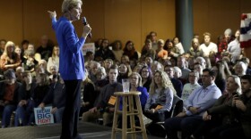 Warren speaks to the audience at her campaign event in Exeter, N.H. (Steven Senne/AP)