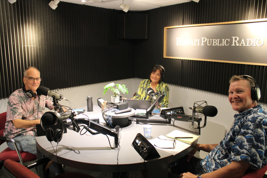From left to right: HPR's Bill Dorman, HPR's Catherine Cruz and Sam Thomsen, Chief Investigator of Hawaiʻi Insurance Division. (Aug. 21, 2026)