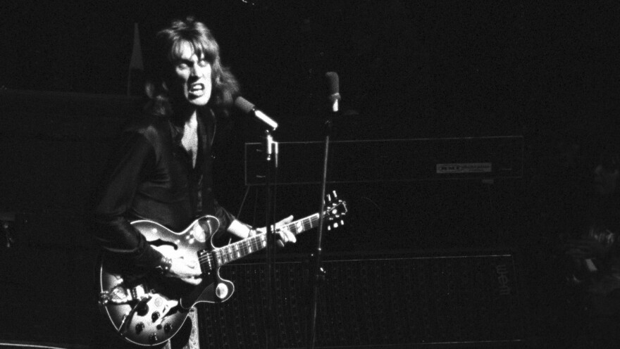 Alvin Lee performing with Ten Years After in the early 1970s.