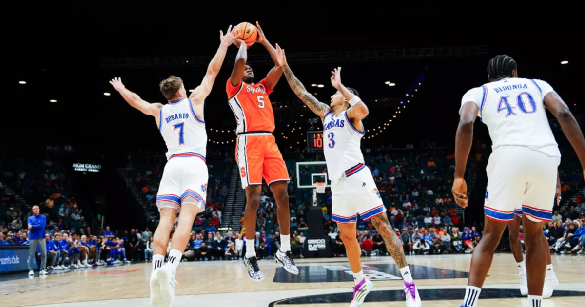 Syracuse men’s basketball remains winless in Vegas after 71-60 defeat to Kansas