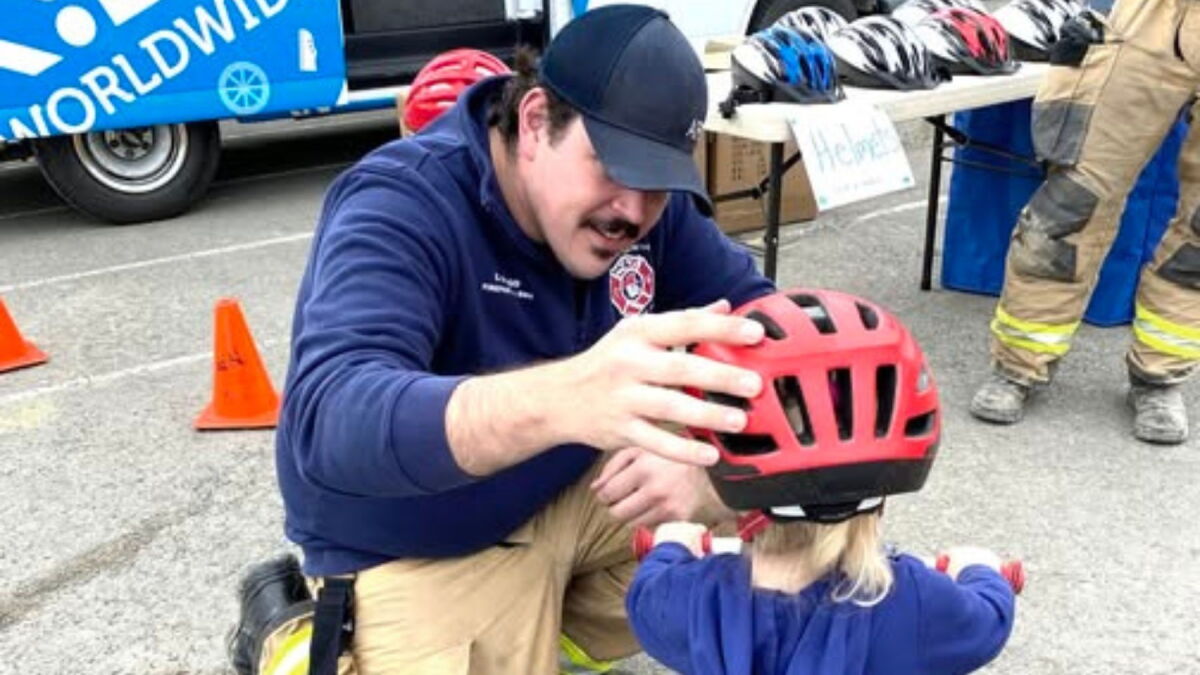 aaa free bike helmet Lighted Cycling One size for easy inventory management AAA offers free bike helmet