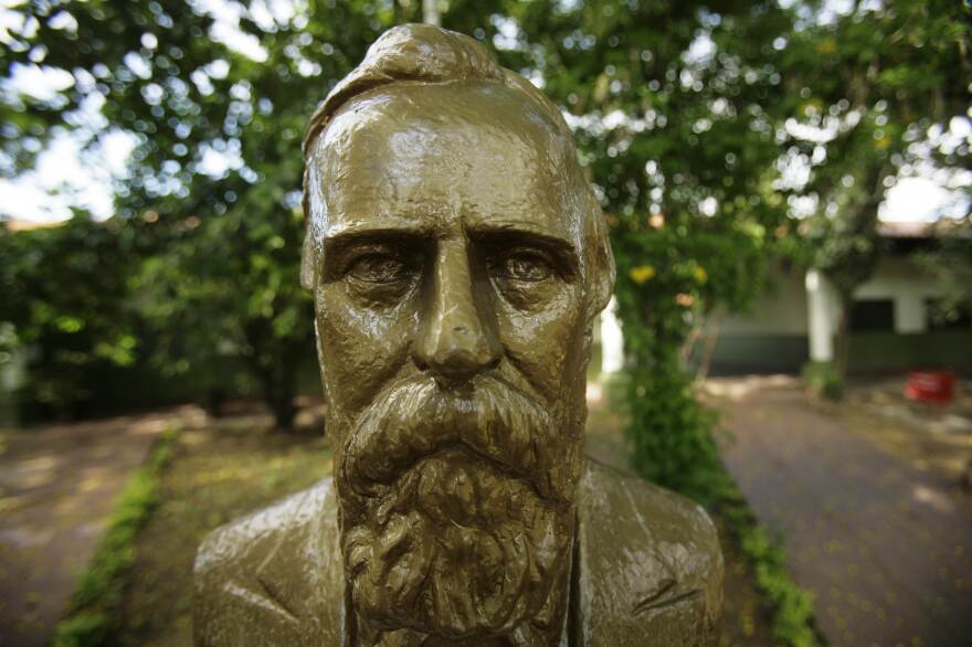 Hayes' likeness graces a statue in the courtyard of the Villa Hayes School. In Paraguay, a holiday, a province, a town, a museum and a soccer team are all named in his honor.