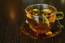 Hot tea for colds and flu