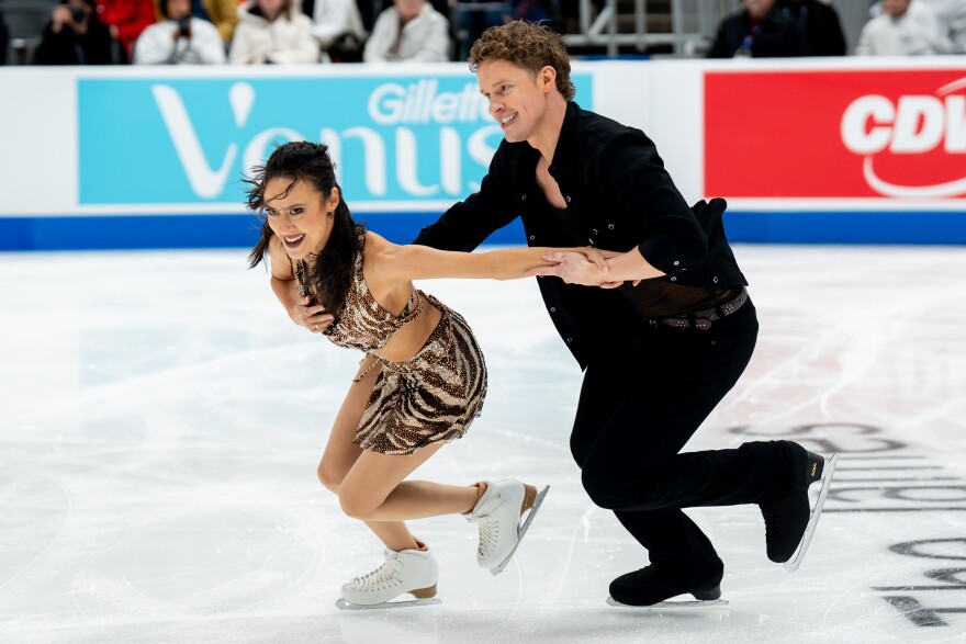 Madison Chock and Evan Bates compete in the ice dance competition during the 2026 U.S. Figure Skating Championships at the Enterprise Center on Thursday, Jan. 8, 2026, in St. Louis’ Downtown West neighborhood.