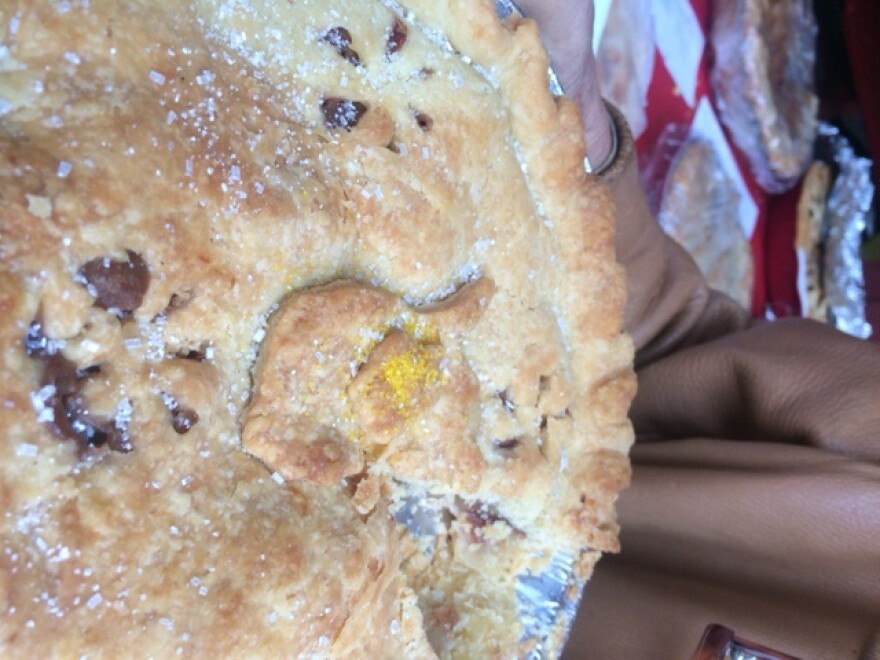 carolyn's_3rd_place_pie.jpg