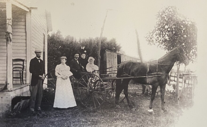 Photo of the Moores and the Lindsays