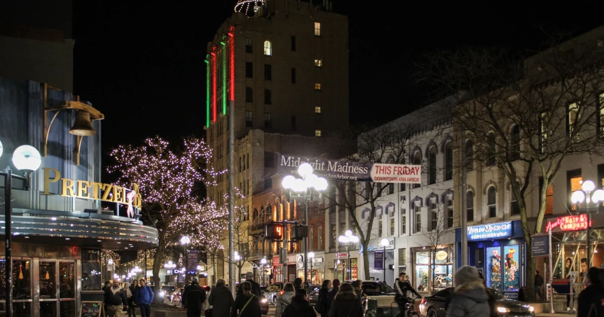 Main Street Area Association celebrates successful holiday shopping season for local businesses Main Street Area Association celebrates successful holiday shopping season for local businesses