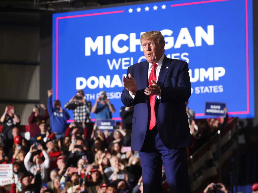 Trump bets big on Michigan with rally on GOP debate night as UAW strike ...