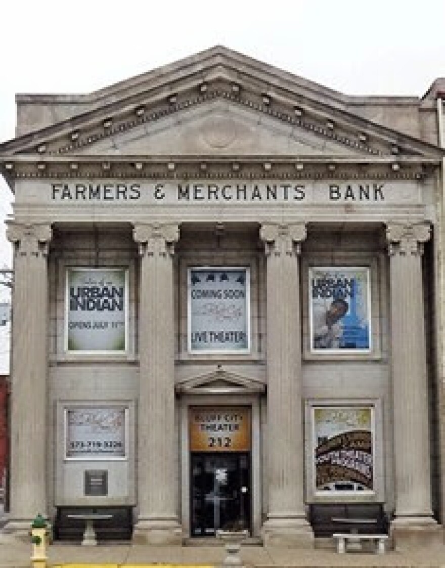 Bluff City Theater renovated an old bank building in time for its 2015 season. 