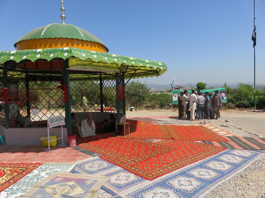 A gazebo shrine houses Mumtaz Qadri's body near Islamabad.