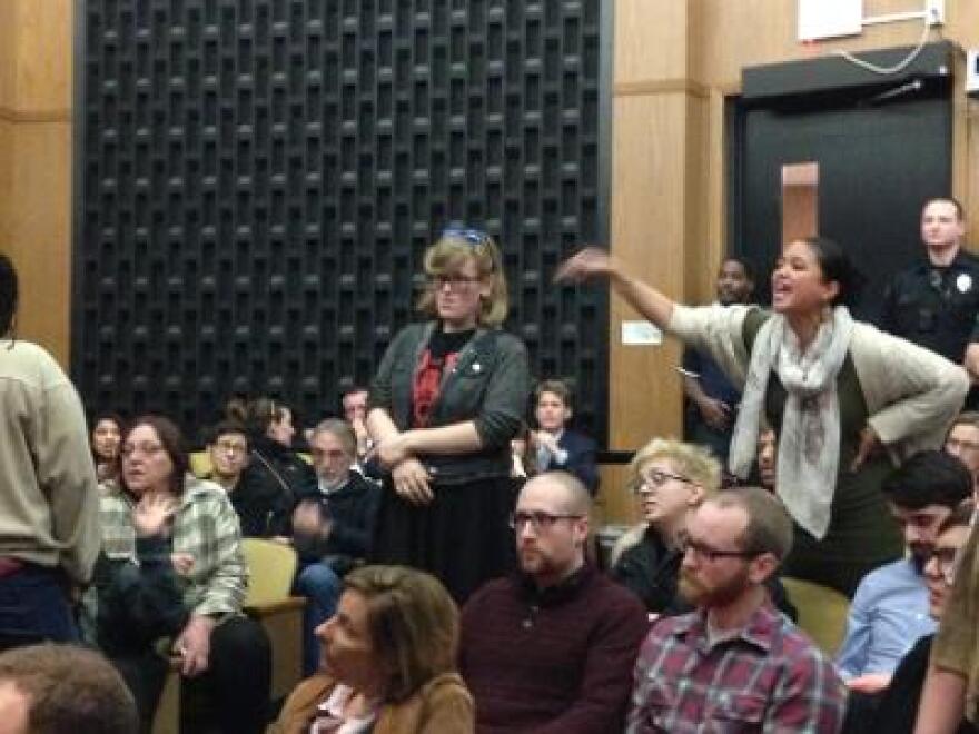 Police were sometimes called to remove speakers at city council meetings.