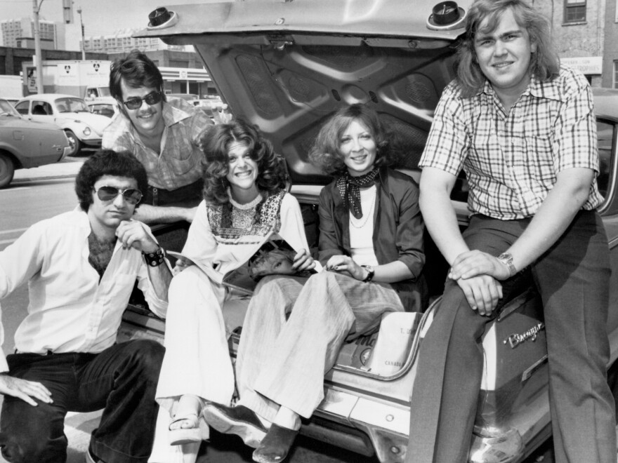 Levy (left) with some of the noted comedians that were part of Second City in Toronto: (from left, after Levy) Dan Aykroyd, Gilda Radner, Rosemary Radcliffe and John Candy.