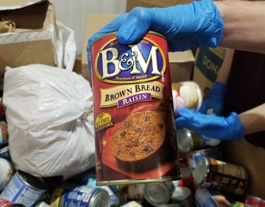 This is a can of B&M Brown Raisin Bread. We've never heard of this, and we think it's cool.