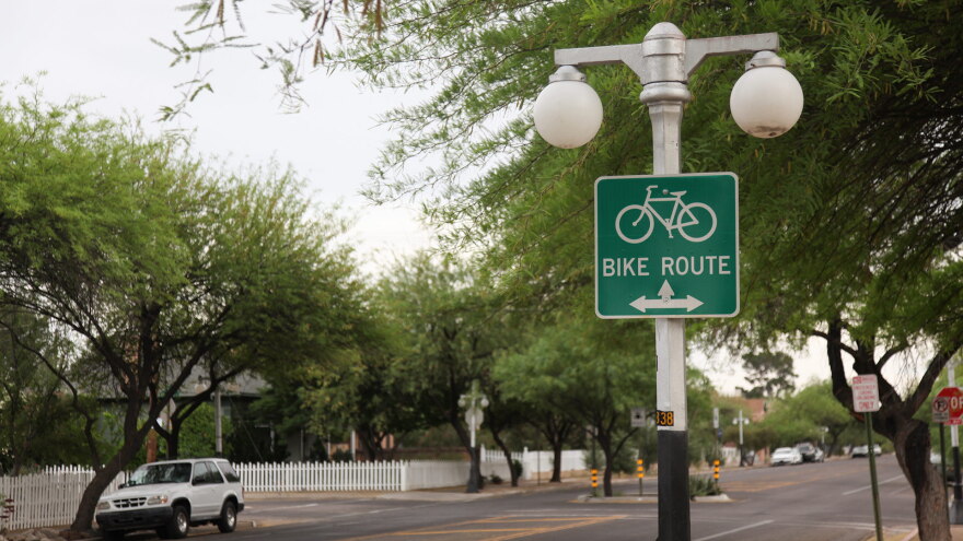 Bike Lane Path Bicycle Armory Park