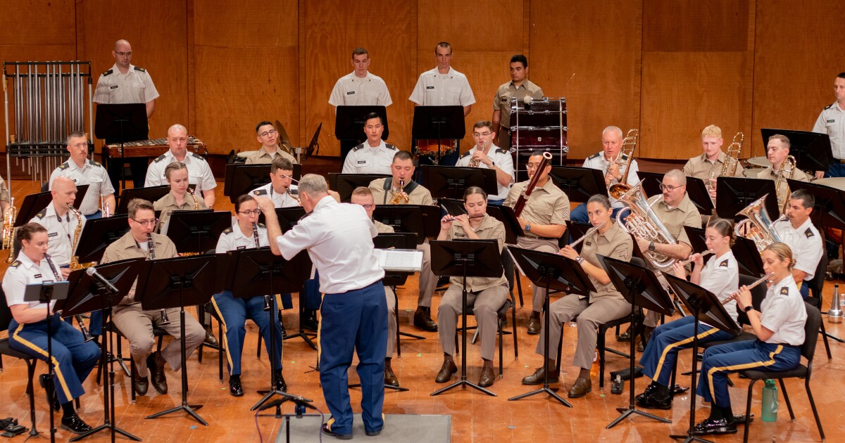 ‘Playing with my heart': Student musicians celebrate America's 250th alongside Army Band