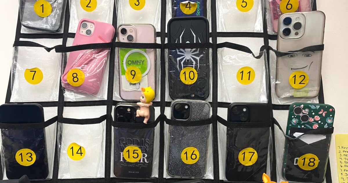 All Colorado school districts must now have a cellphone policy. Here's what the 20 largest adopted